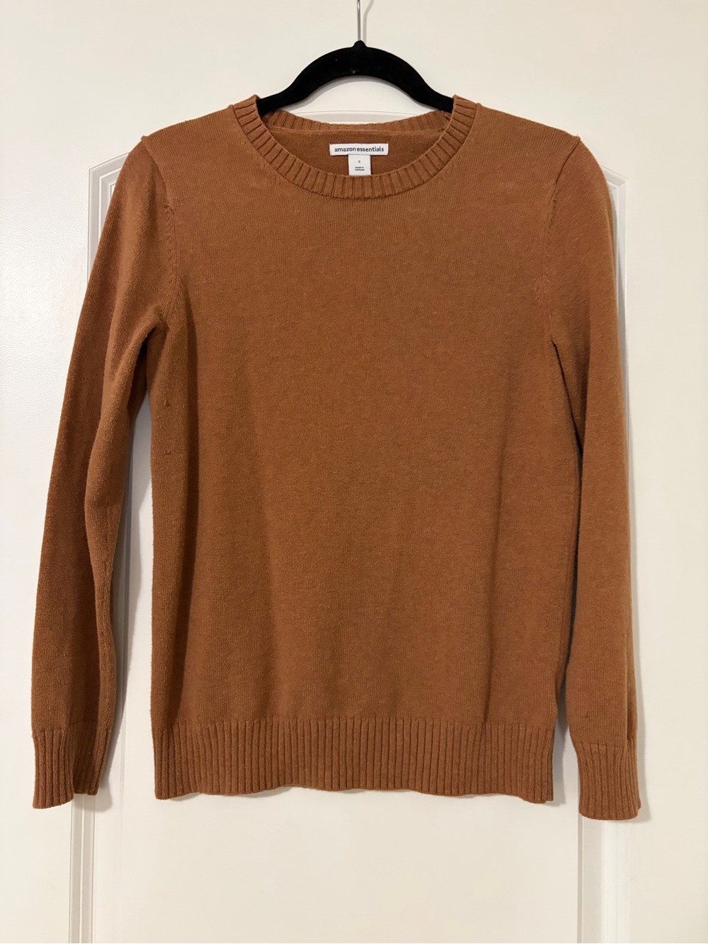 Amazon Essentials Women's Crewneck Sweater in Cinnamon Brown